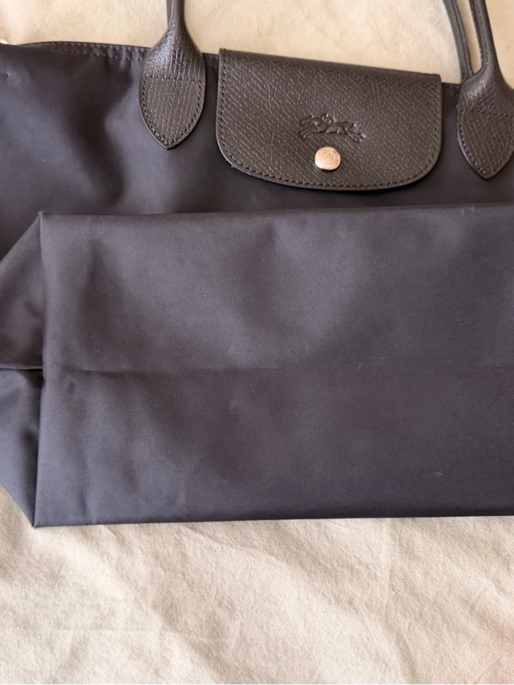 Longchamp Le Pliage Recycled Nylon Tote Medium - Picture 3 of 15